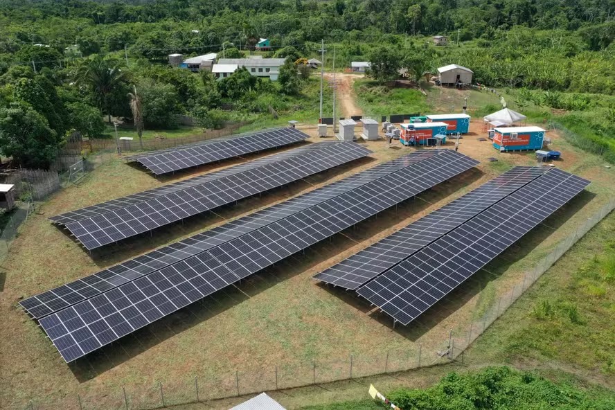 Projetos levam energia limpa aonde a rede elétrica não chega