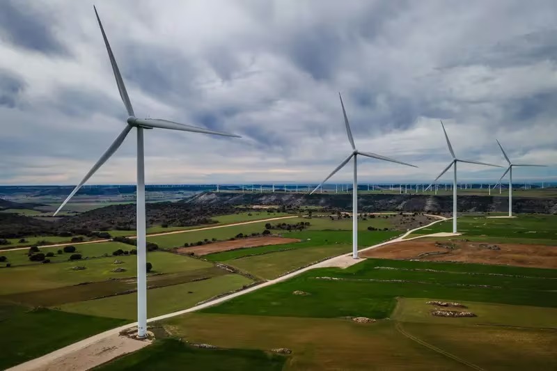 Auren se torna gigante em energia renovável ao comprar AES Brasil por R$ 30 bilhões