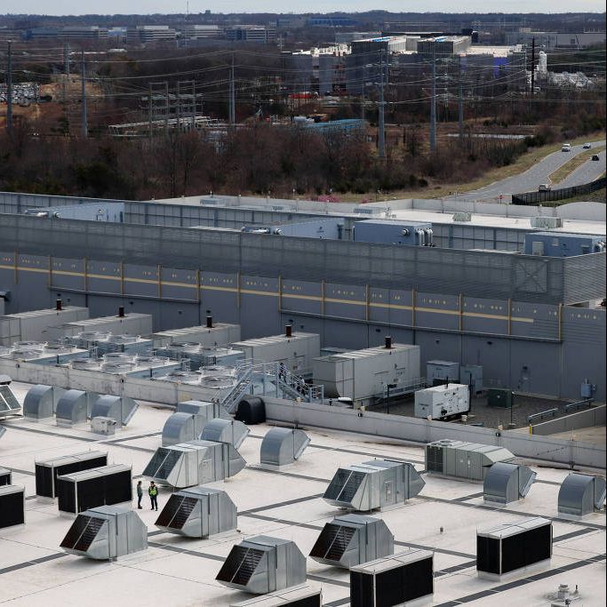 Guerra com teles mobiliza gigantes como Meta e TikTok a investirem em data center no Brasil